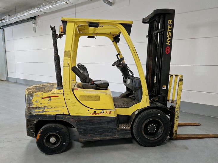 4 Whl Counterbalanced Forklift <10tH3.5FT