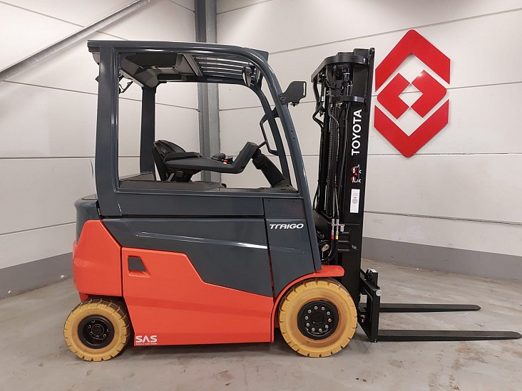 4 Whl Counterbalanced Forklift <10t9FBMK25T